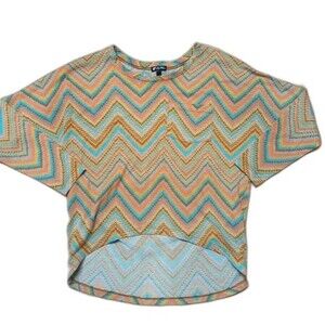 Lily White Blouse Top Womens Small Curved Hem Chevron 3/4 Sleeves